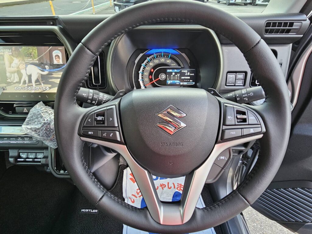 スズキ ハスラータフワイルド4WD ハンドル周り